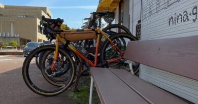 自転車やバイクで・・・